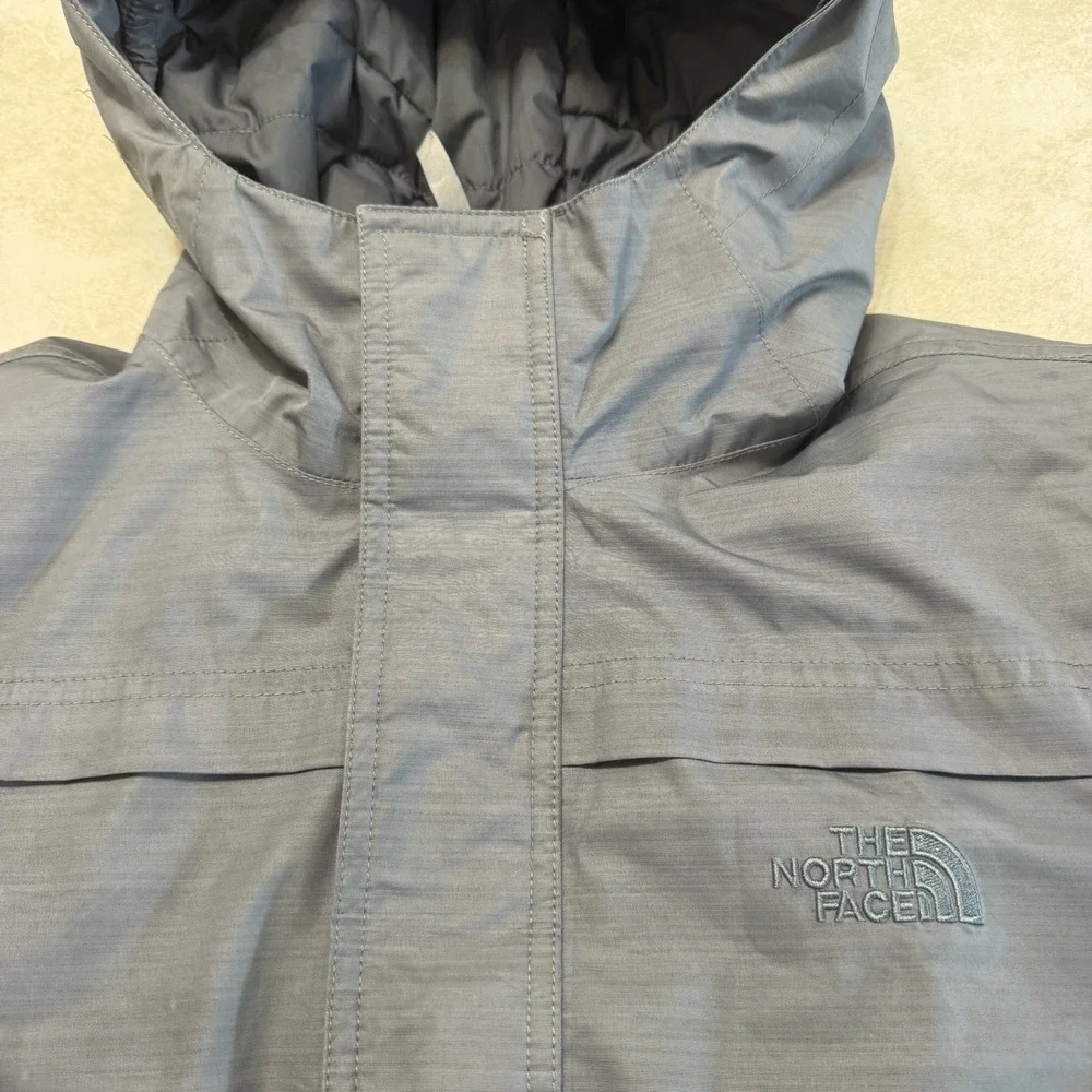 The North Face DryVent 550 Down Jacket Gray Hooded Youth M Puffer Coat